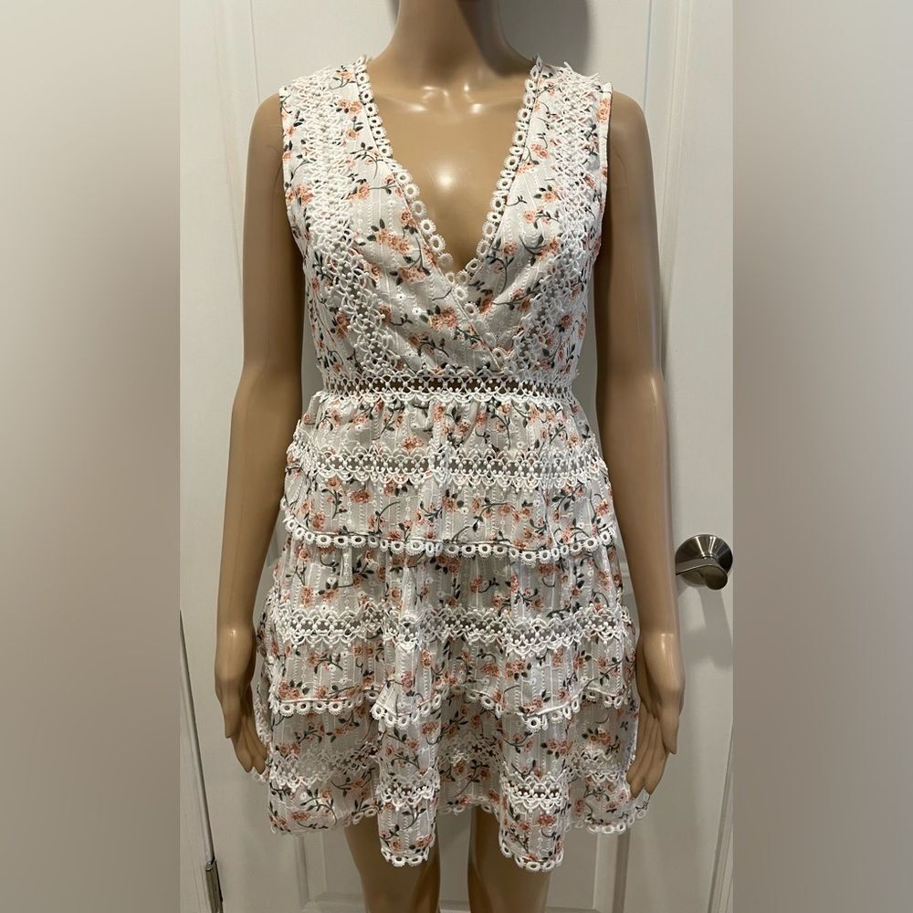 Sage Floral Lace V-Neck Dress size S